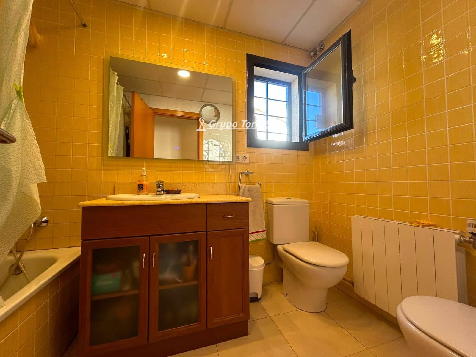4 quarto Casa em Banda para venda em Calafell com garagem - 435 000 € (Ref: 9950134)