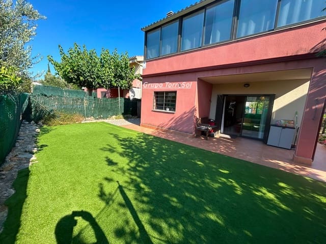 4 slaapkamer Huis te koop in Calafell met garage - € 435.000 (Ref: 9950134)