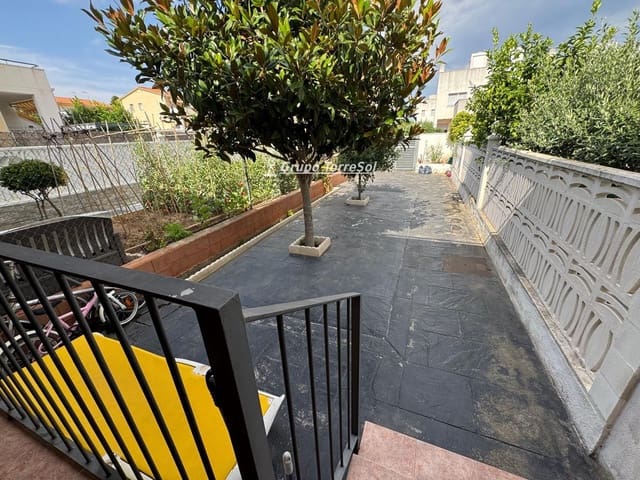 3 chambre Maison de Ville à vendre à Creixell avec piscine garage - 330 000 € (Ref: 9953053)