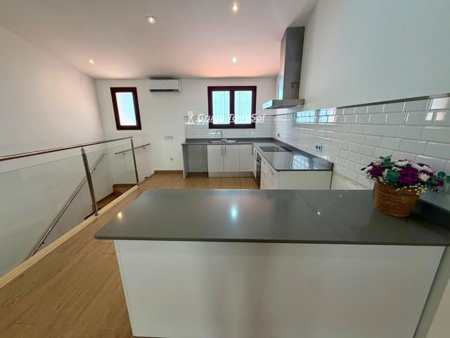 3 slaapkamer Flat te koop in El Vendrell - € 219.000 (Ref: 9956197)