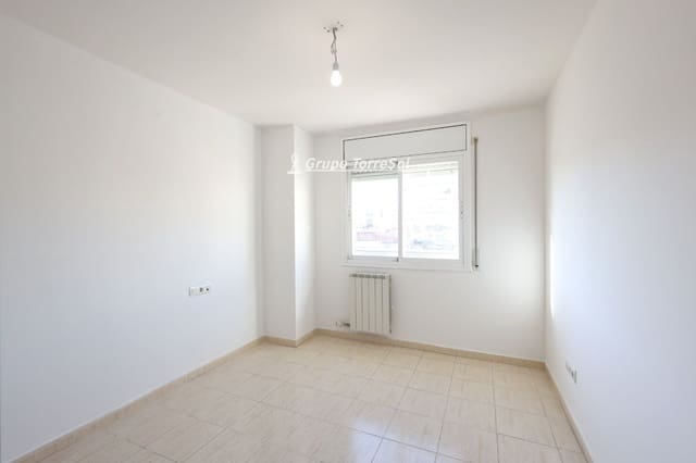 3 slaapkamer Flat te koop in El Vendrell - € 160.000 (Ref: 9958396)