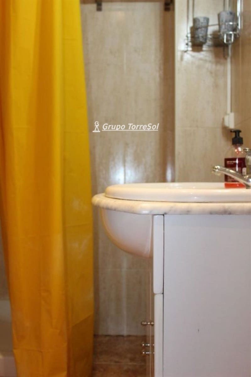 Flat for sale in Torredembarra - € 99,000 (Ref: 9965556)