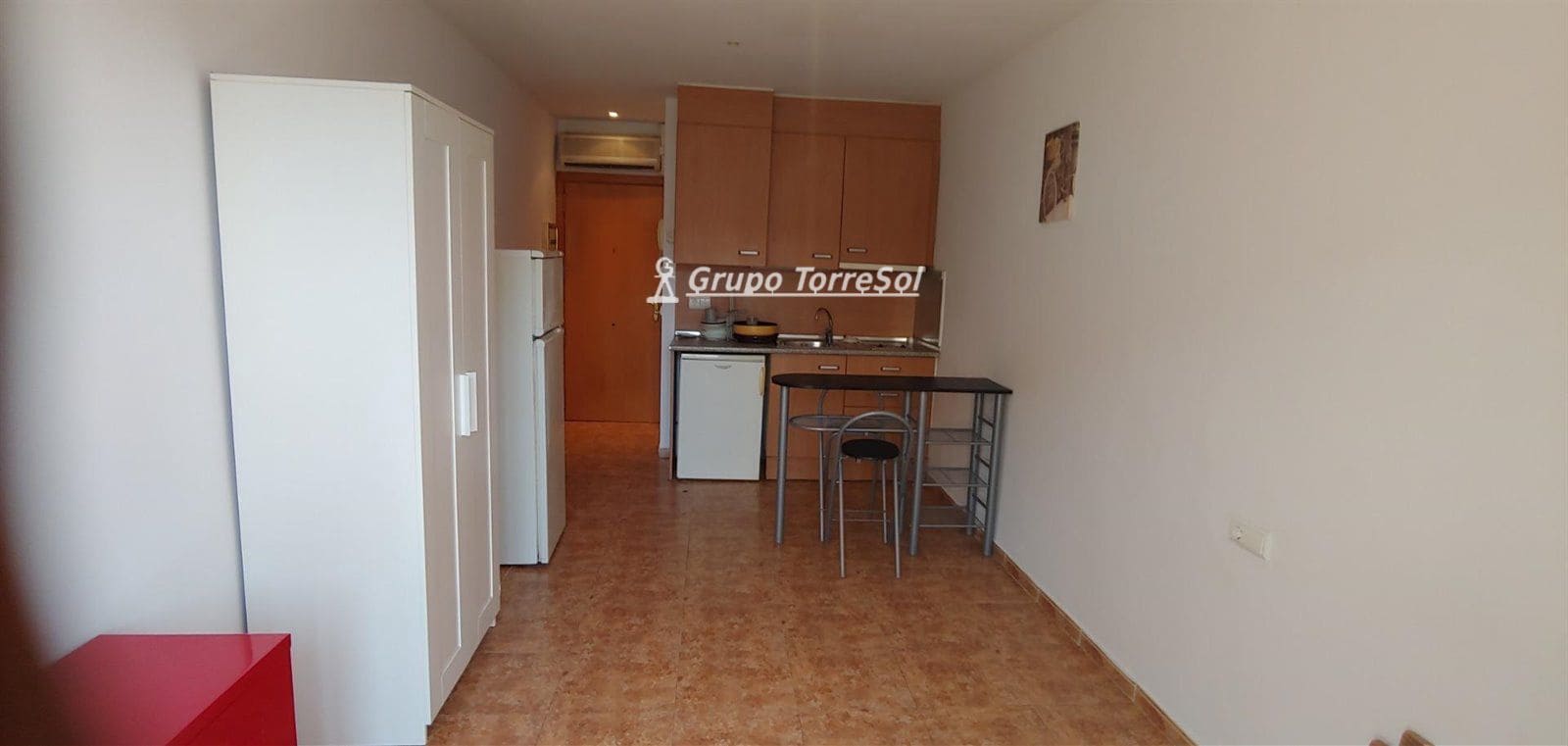 Flat for sale in Torredembarra - € 99,000 (Ref: 9965556)