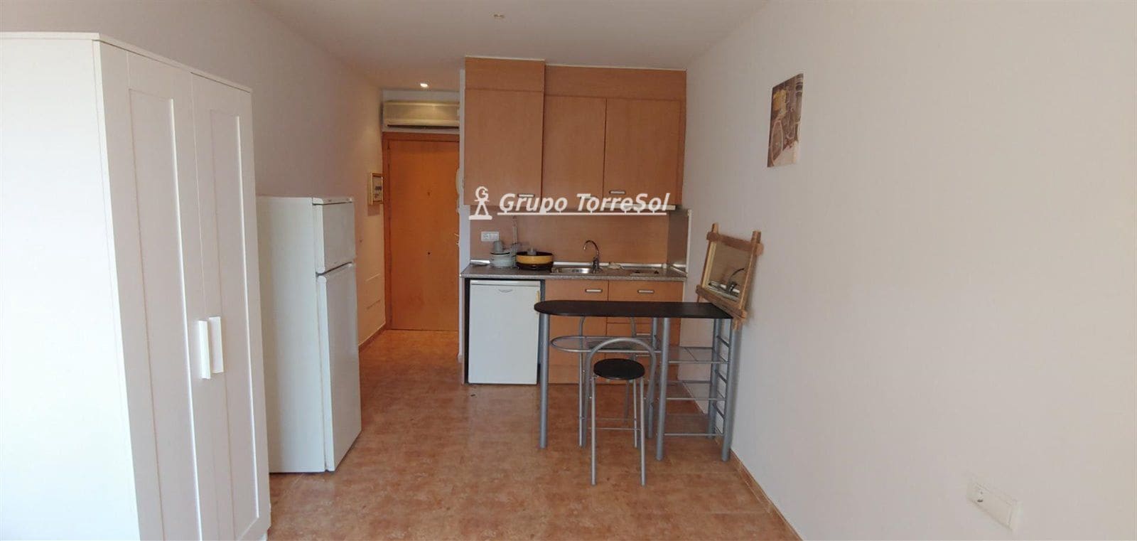 Flat for sale in Torredembarra - € 99,000 (Ref: 9965556)
