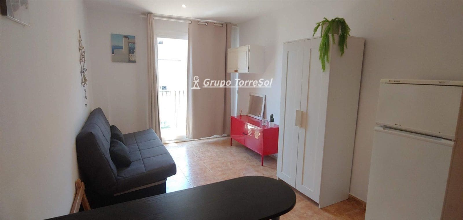 Flat for sale in Torredembarra - € 99,000 (Ref: 9965556)