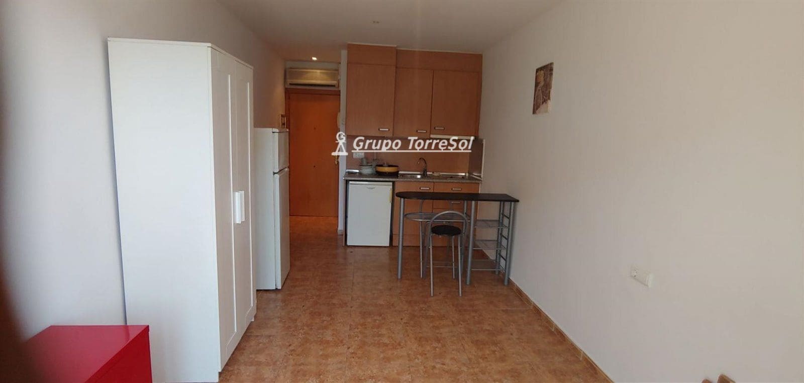 Flat for sale in Torredembarra - € 99,000 (Ref: 9965556)
