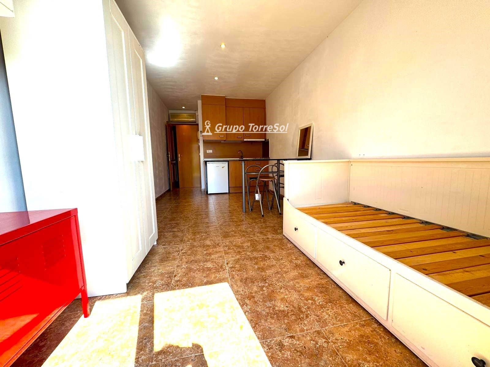 Piso en Torredembarra en venta - 99.000 € (Ref: 9965556)