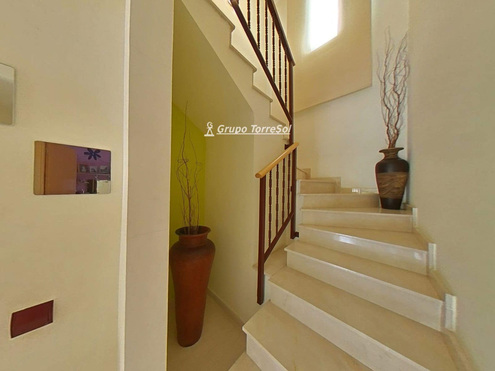 4 slaapkamer Villa te koop in Roda de Bara met zwembad garage - € 499.000 (Ref: 9965932)