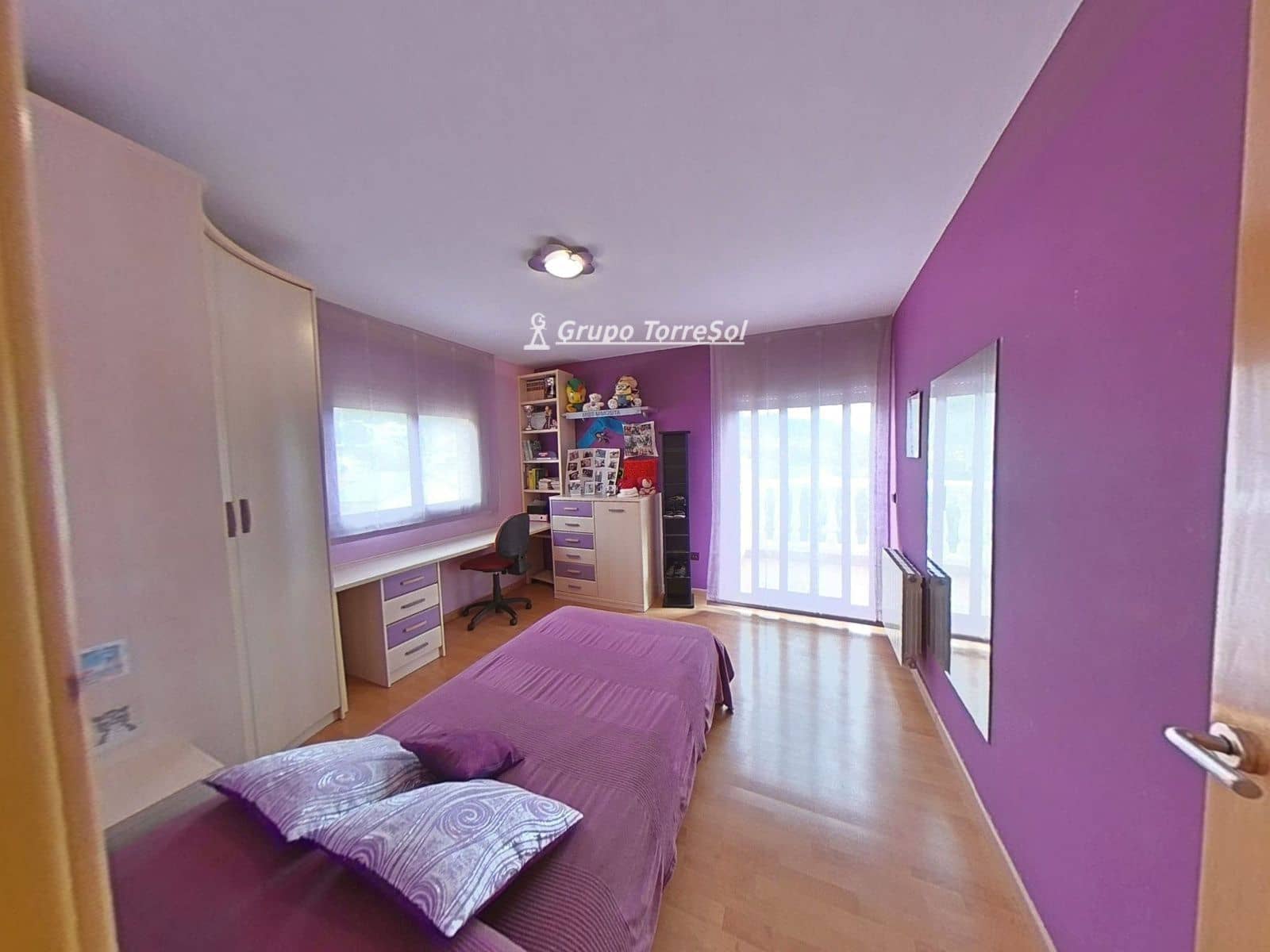 4 slaapkamer Villa te koop in Roda de Bara met zwembad garage - € 499.000 (Ref: 9965932)