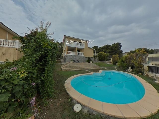 4 quarto Moradia para venda em Roda de Barà com piscina garagem - 499 000 € (Ref: 9965932)