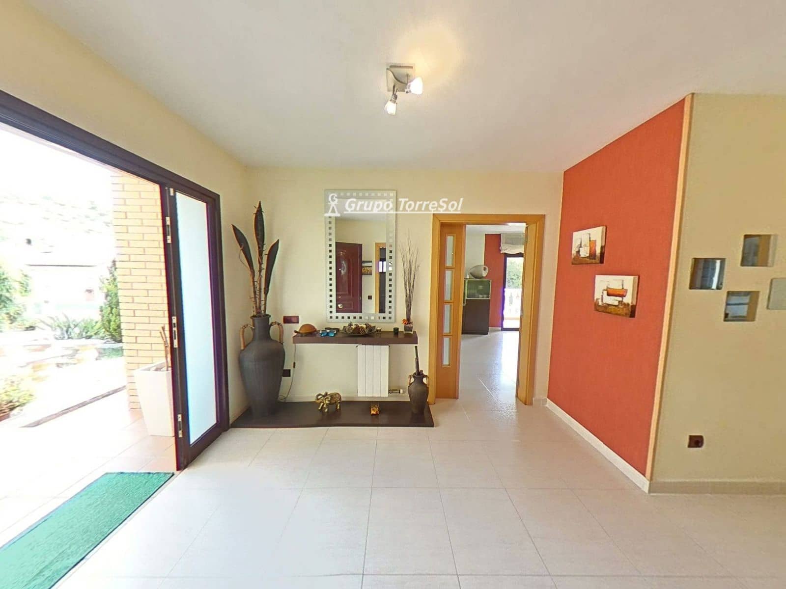 4 slaapkamer Villa te koop in Roda de Bara met zwembad garage - € 499.000 (Ref: 9965932)