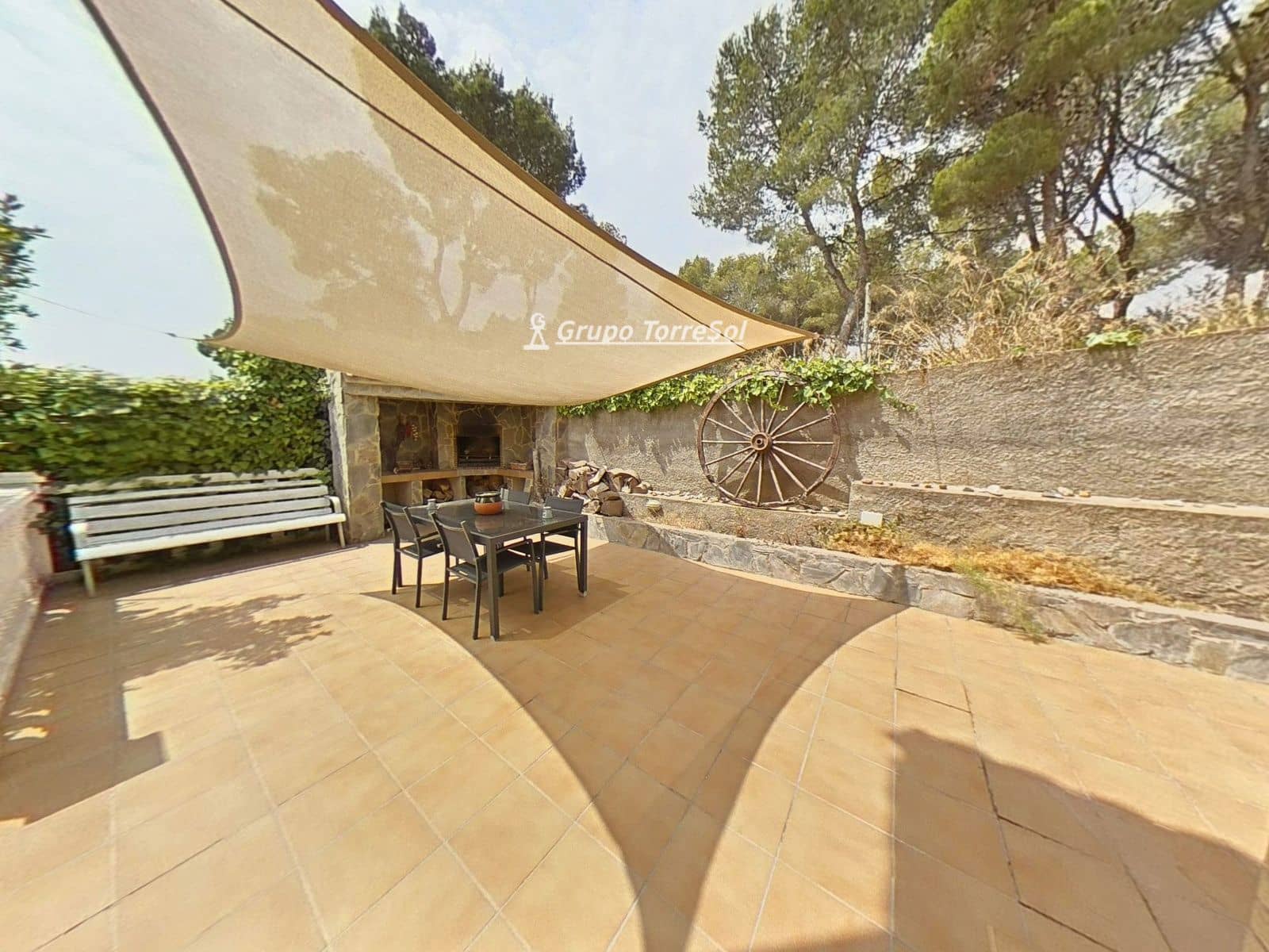 4 slaapkamer Villa te koop in Roda de Bara met zwembad garage - € 499.000 (Ref: 9965932)