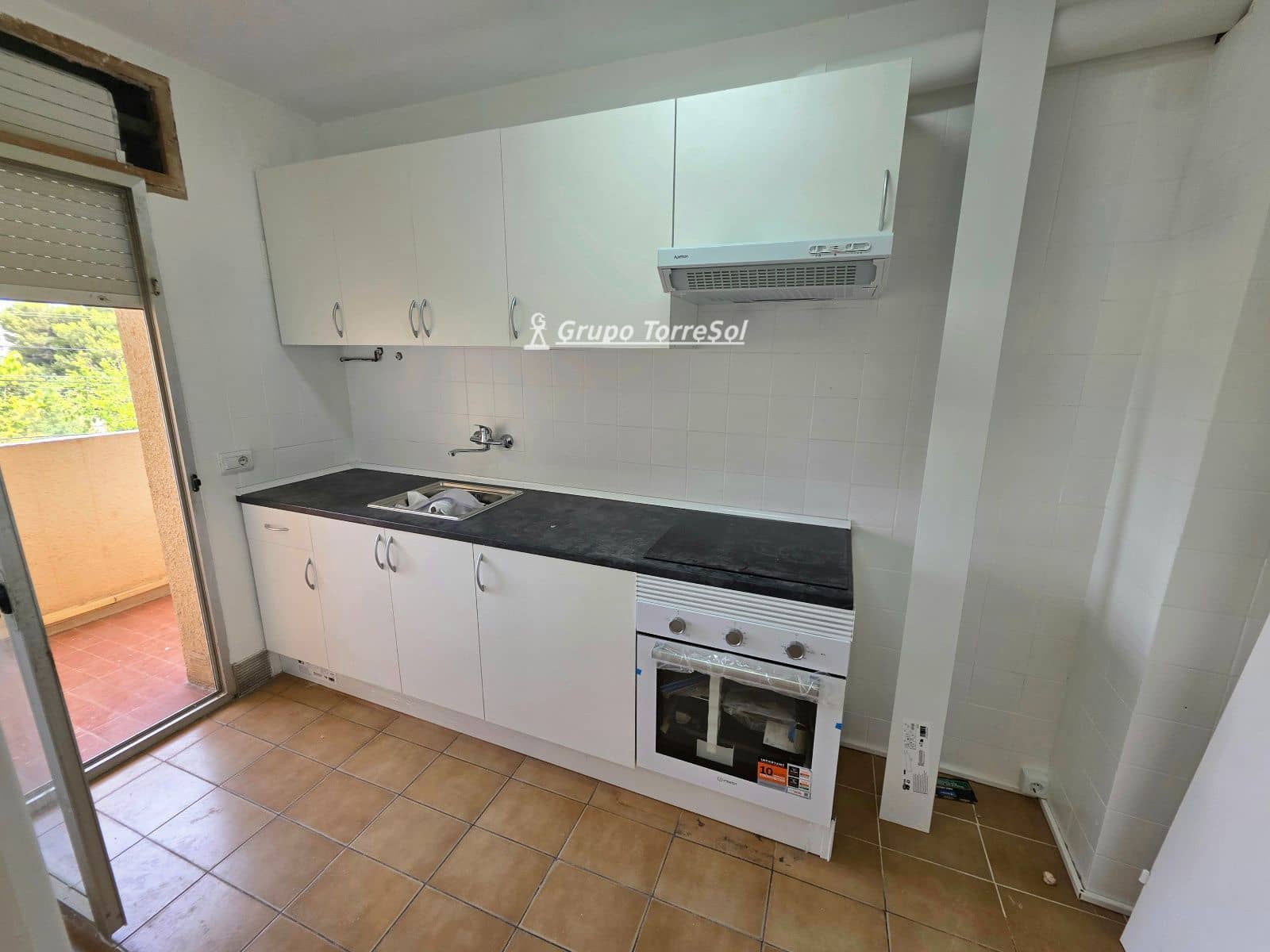 3 bedroom Flat for sale in Torredembarra with pool - € 219,000 (Ref: 9967058)