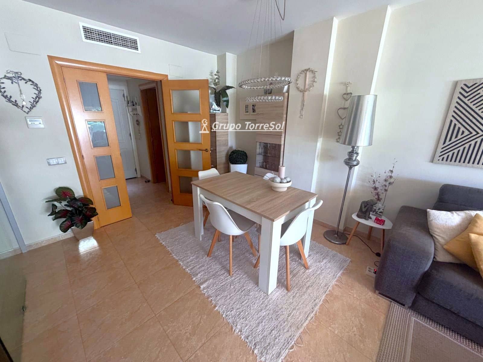 4 soveværelse Byhus til salg i El Vendrell med garage - € 347.000 (Ref: 9969014)