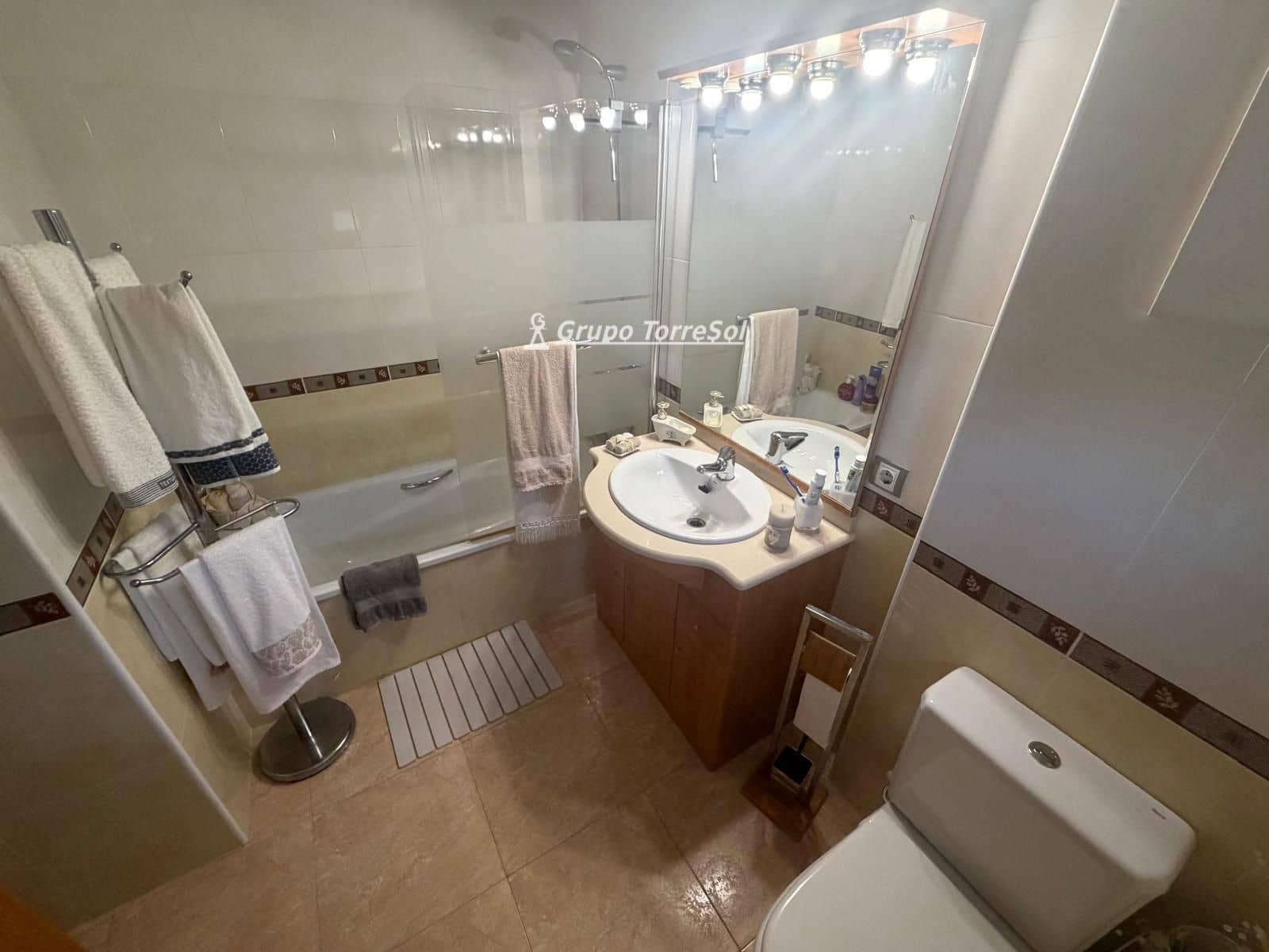 4 soveværelse Byhus til salg i El Vendrell med garage - € 347.000 (Ref: 9969014)