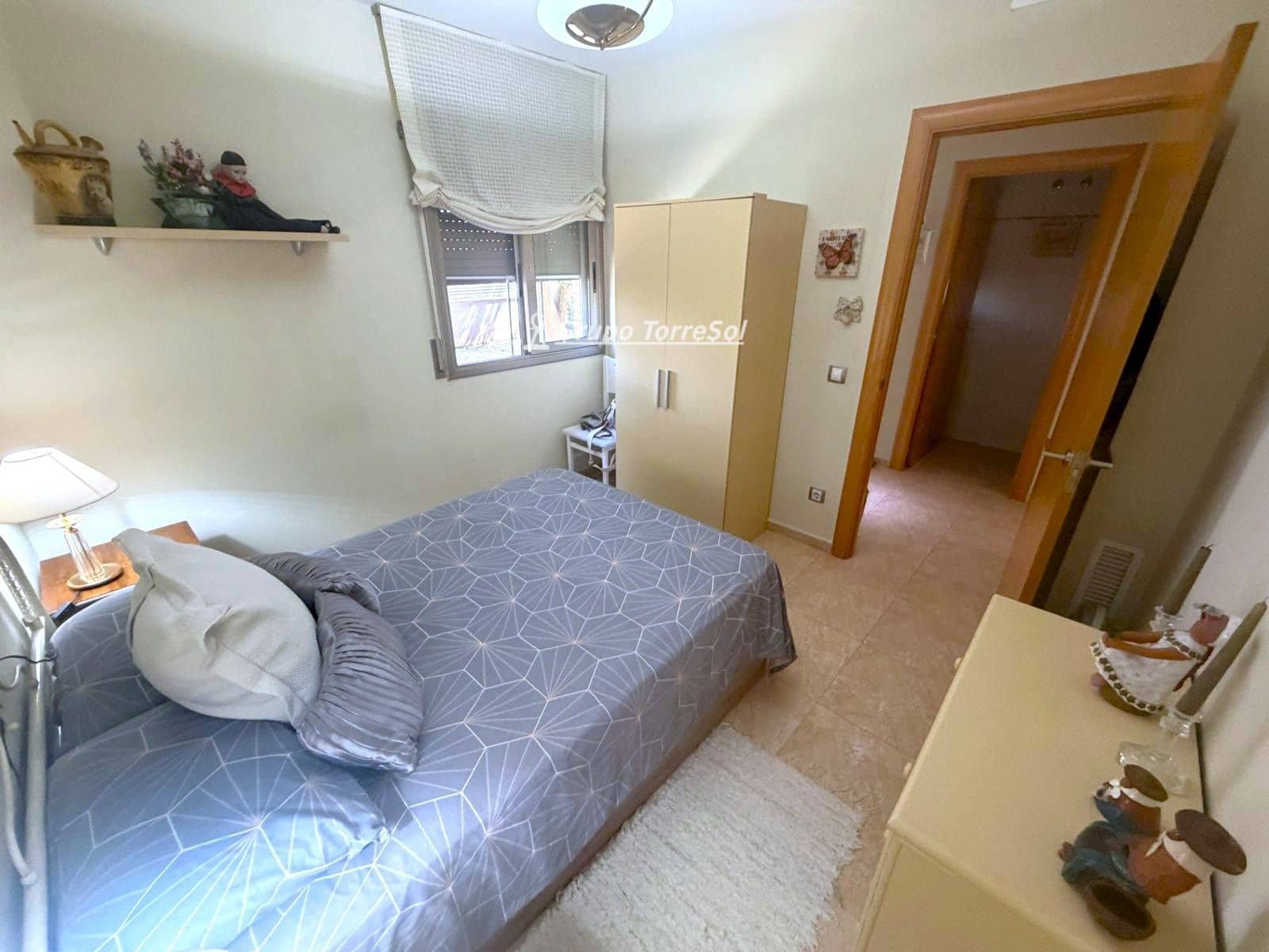 4 soveværelse Byhus til salg i El Vendrell med garage - € 347.000 (Ref: 9969014)