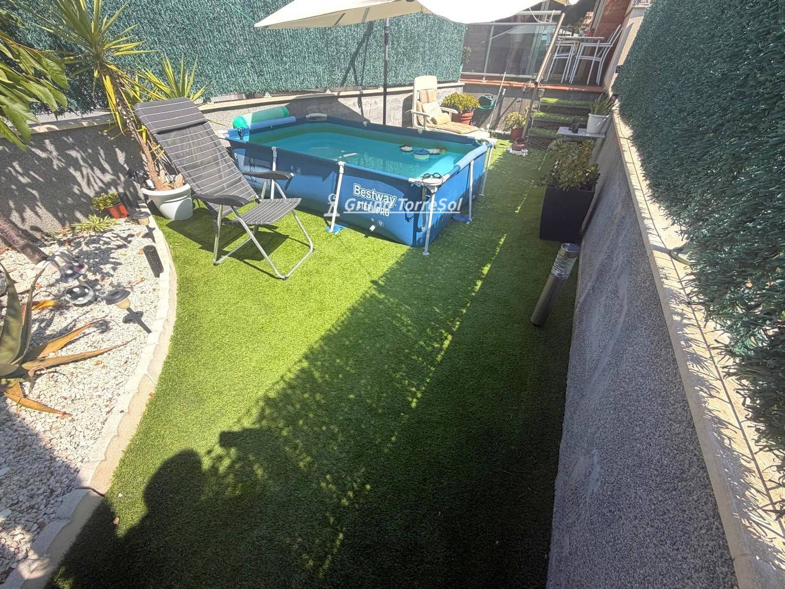 4 soveværelse Byhus til salg i El Vendrell med garage - € 347.000 (Ref: 9969014)