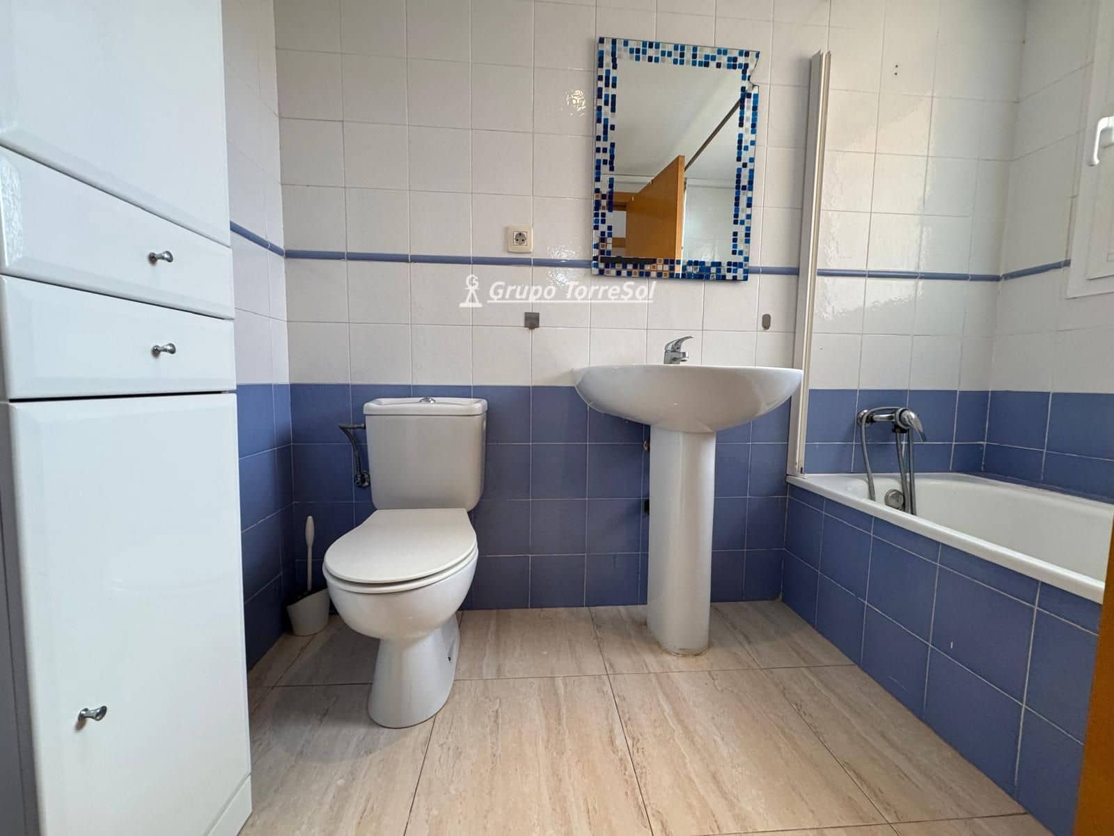 2 bedroom Flat for sale in Mont-roig del Camp with pool garage - € 185,000 (Ref: 9972239)