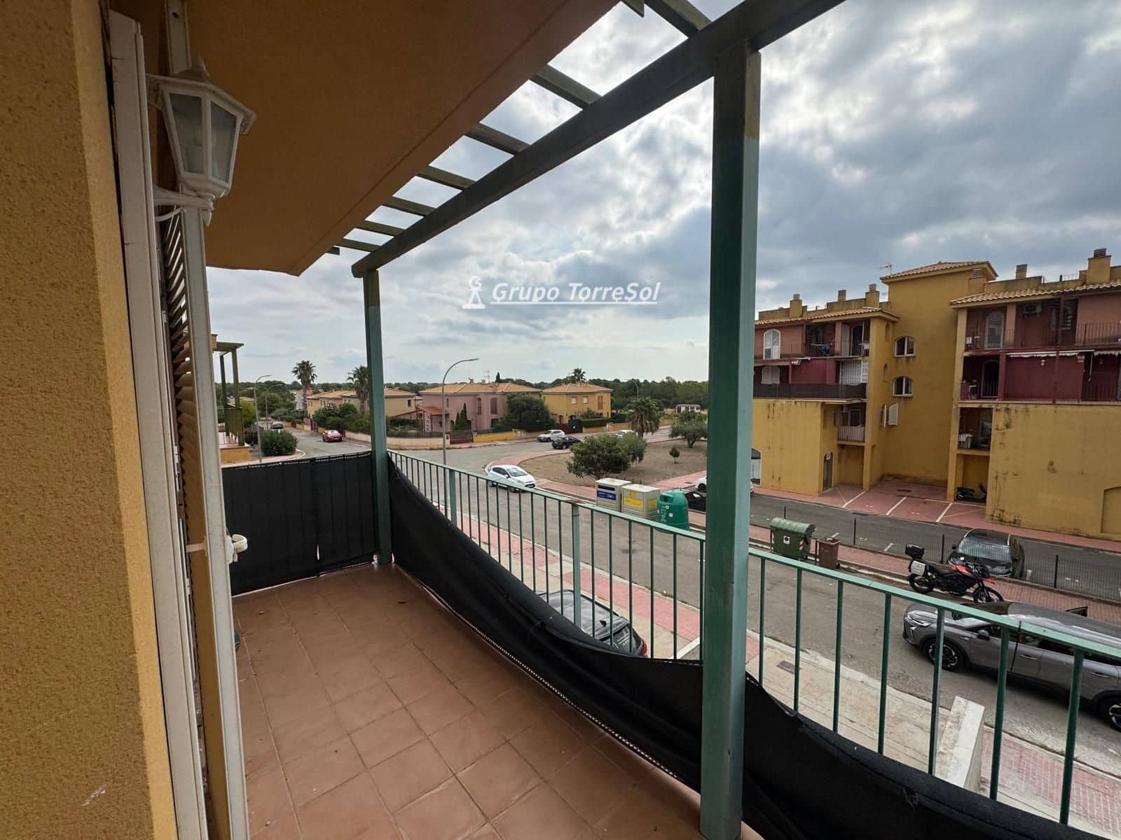 2 bedroom Flat for sale in Mont-roig del Camp with pool garage - € 185,000 (Ref: 9972239)