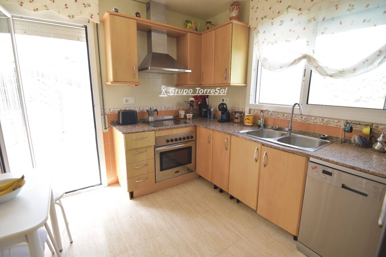 Casa de 3 habitaciones en Roda de Barà en venta con piscina garaje - 298.000 € (Ref: 9976399)