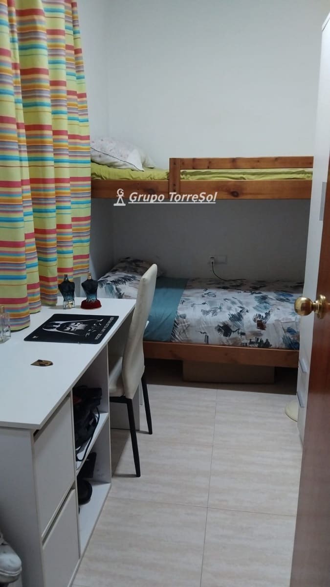 2 bedroom Flat for sale in Segur de Calafell with pool garage - € 189,000 (Ref: 9976605)