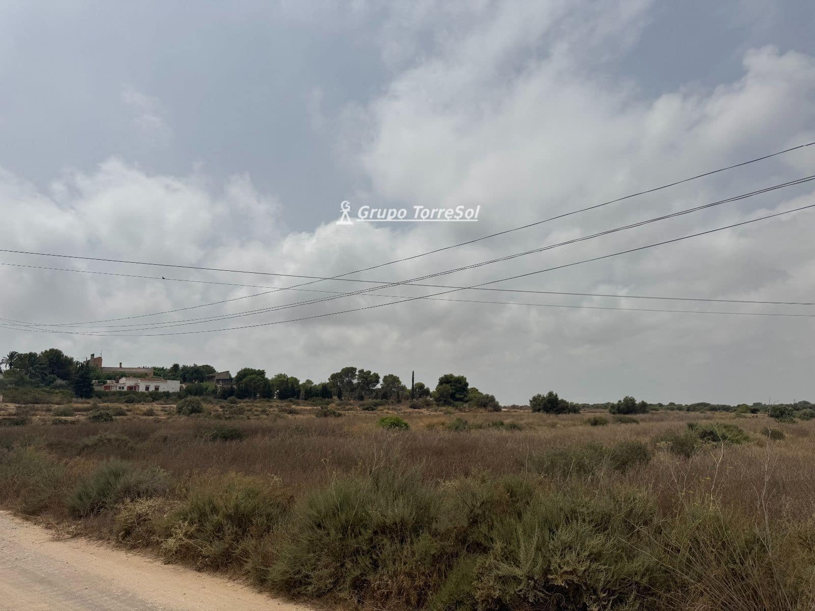 Ubebygd land til salgs i Elche / Elx - € 55 000 (Ref: 9977954)