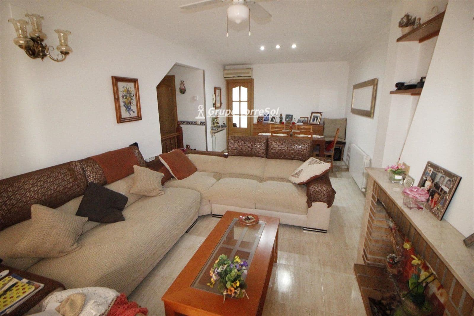 4 sypialnia Dom na sprzedaż w Torredembarra z garażem - 325 000 € (Ref: 9979221)