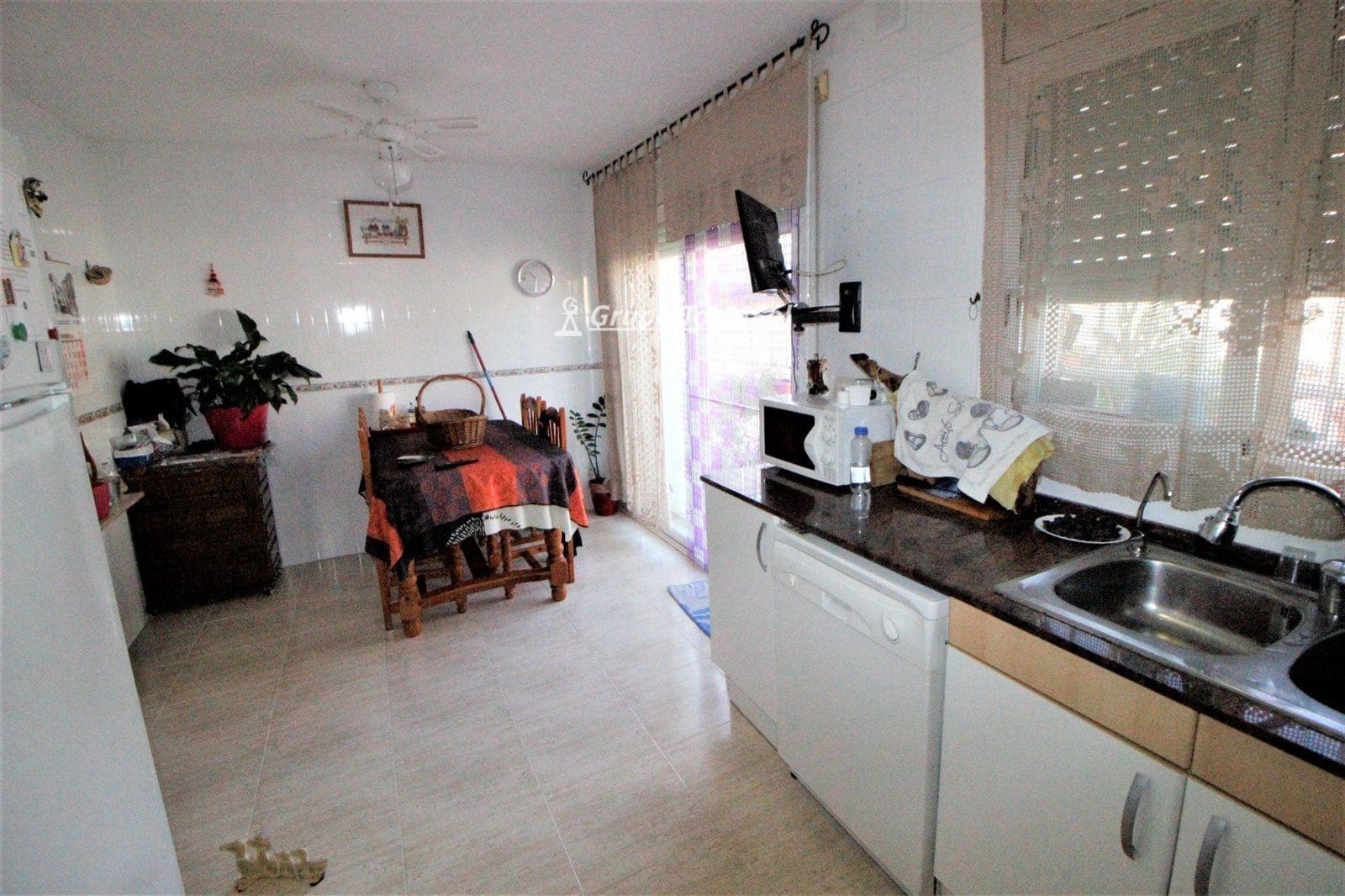 4 sypialnia Dom na sprzedaż w Torredembarra z garażem - 325 000 € (Ref: 9979221)