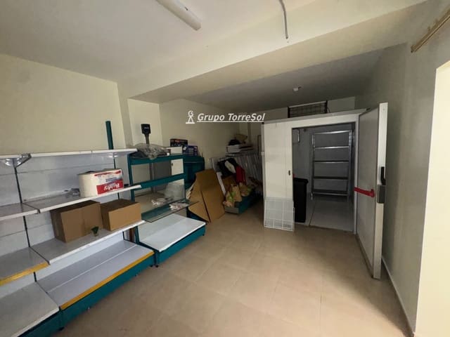 Kommersiell till salu i Elche / Elx - 225 000 € (Ref: 9983987)