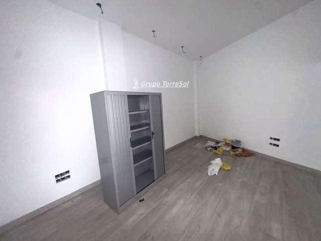 Comercial para venda em Elche / Elx - 219 900 € (Ref: 9985664)