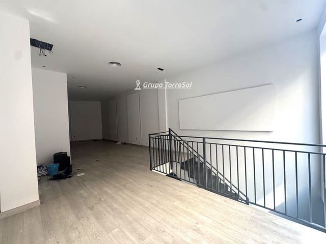 Comercial para venda em Elche / Elx - 219 900 € (Ref: 9985664)