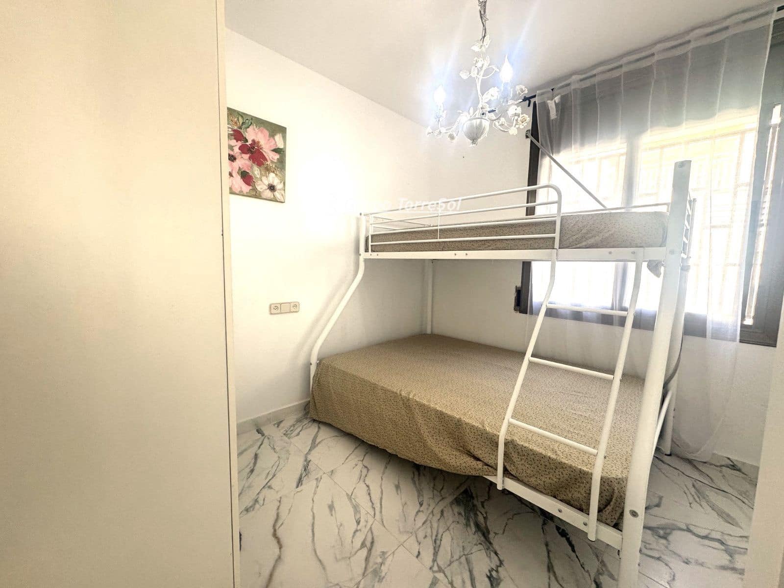 Chalet de 7 habitaciones en Coma-Ruga en venta con garaje - 465.000 € (Ref: 9985776)