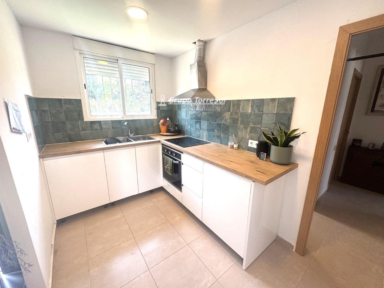 Chalet de 7 habitaciones en Coma-Ruga en venta con garaje - 465.000 € (Ref: 9985776)