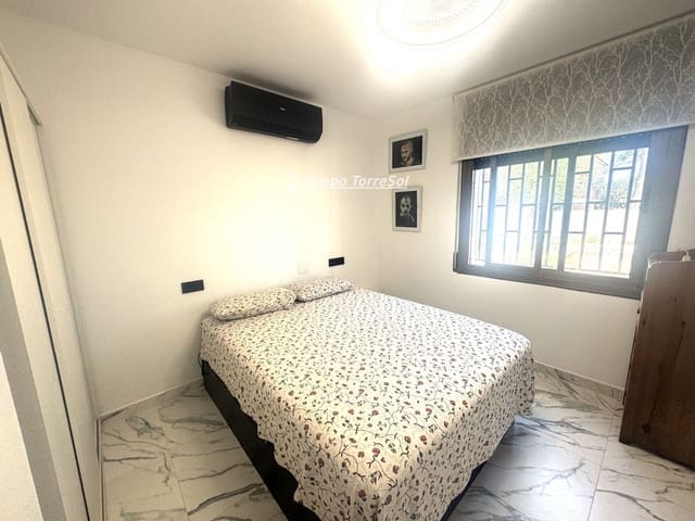 Chalet de 7 habitaciones en Coma-Ruga, El Vendrell en venta con garaje - 465.000 € (Ref: 9985776)