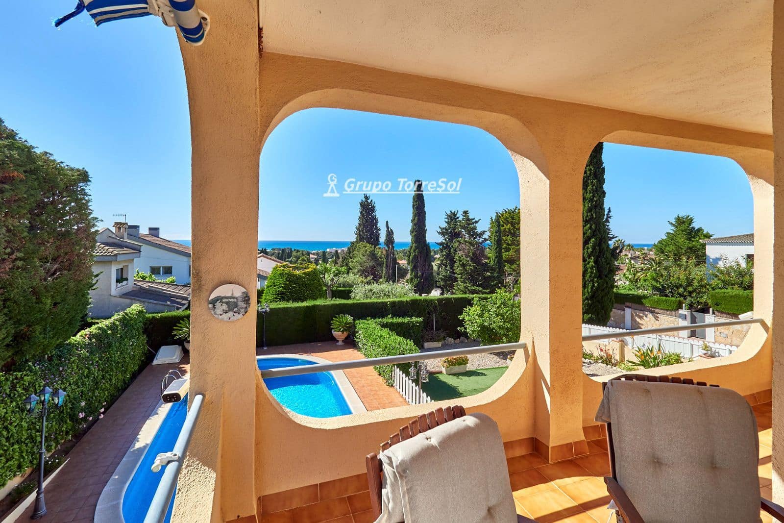 3 sypialnia Willa na sprzedaż w El Vendrell z basenem garażem - 435 000 € (Ref: 9985884)