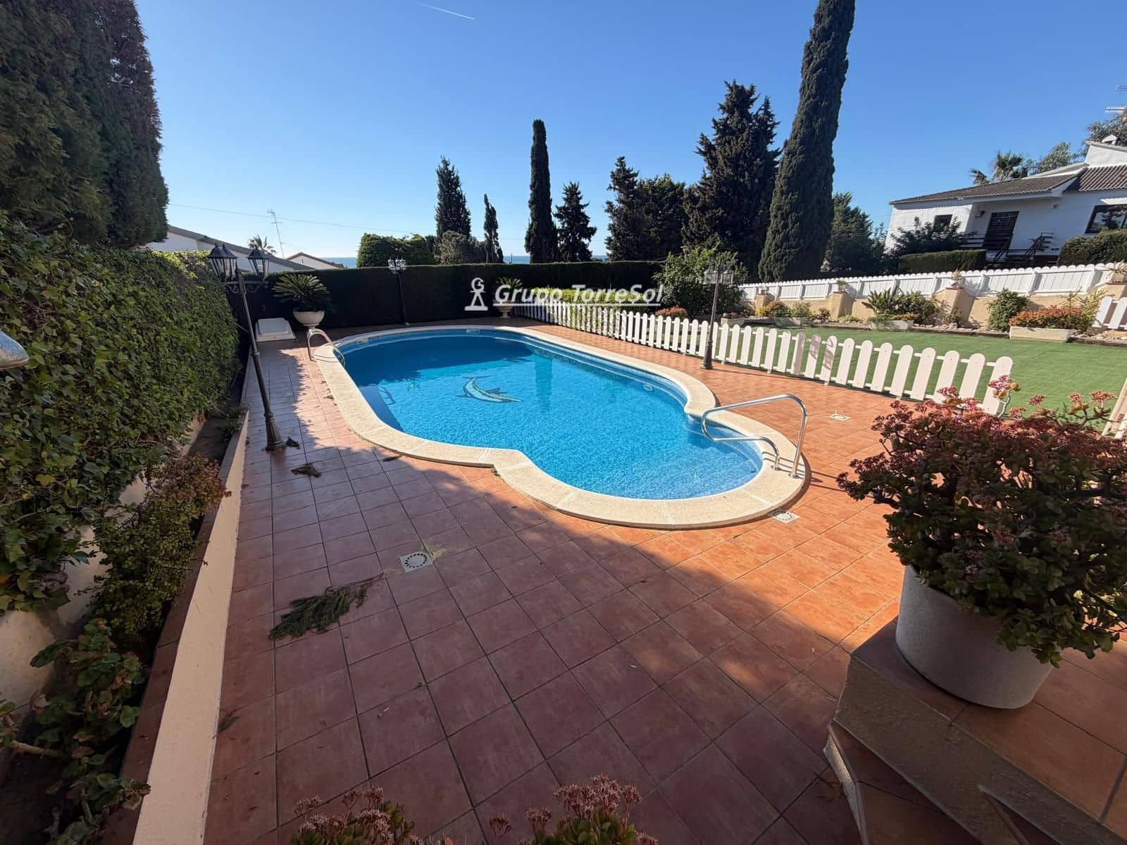 3 sypialnia Willa na sprzedaż w El Vendrell z basenem garażem - 435 000 € (Ref: 9985884)