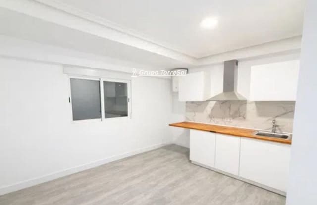 3 soveværelse Lejlighed til salg i Santa Pola - € 184.900 (Ref: 9997577)