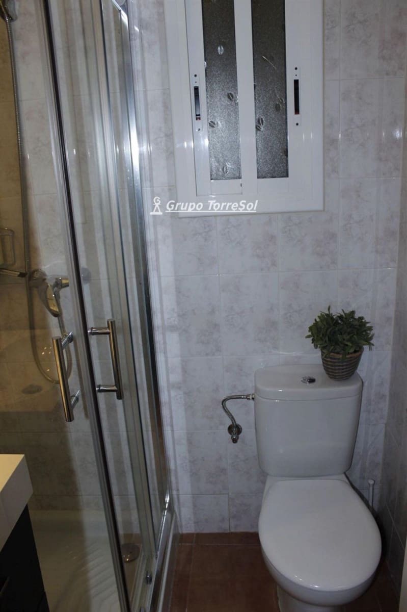 Piso de 2 habitaciones en Torredembarra en venta con piscina - 149.000 € (Ref: 9997760)