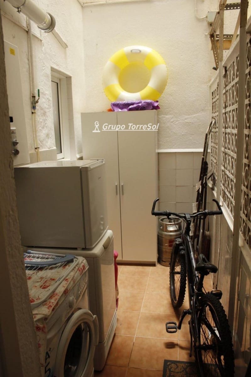 Piso de 2 habitaciones en Torredembarra en venta con piscina - 149.000 € (Ref: 9997760)
