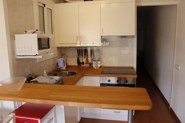 Piso de 2 habitaciones en Torredembarra en venta con piscina - 149.000 € (Ref: 9997760)