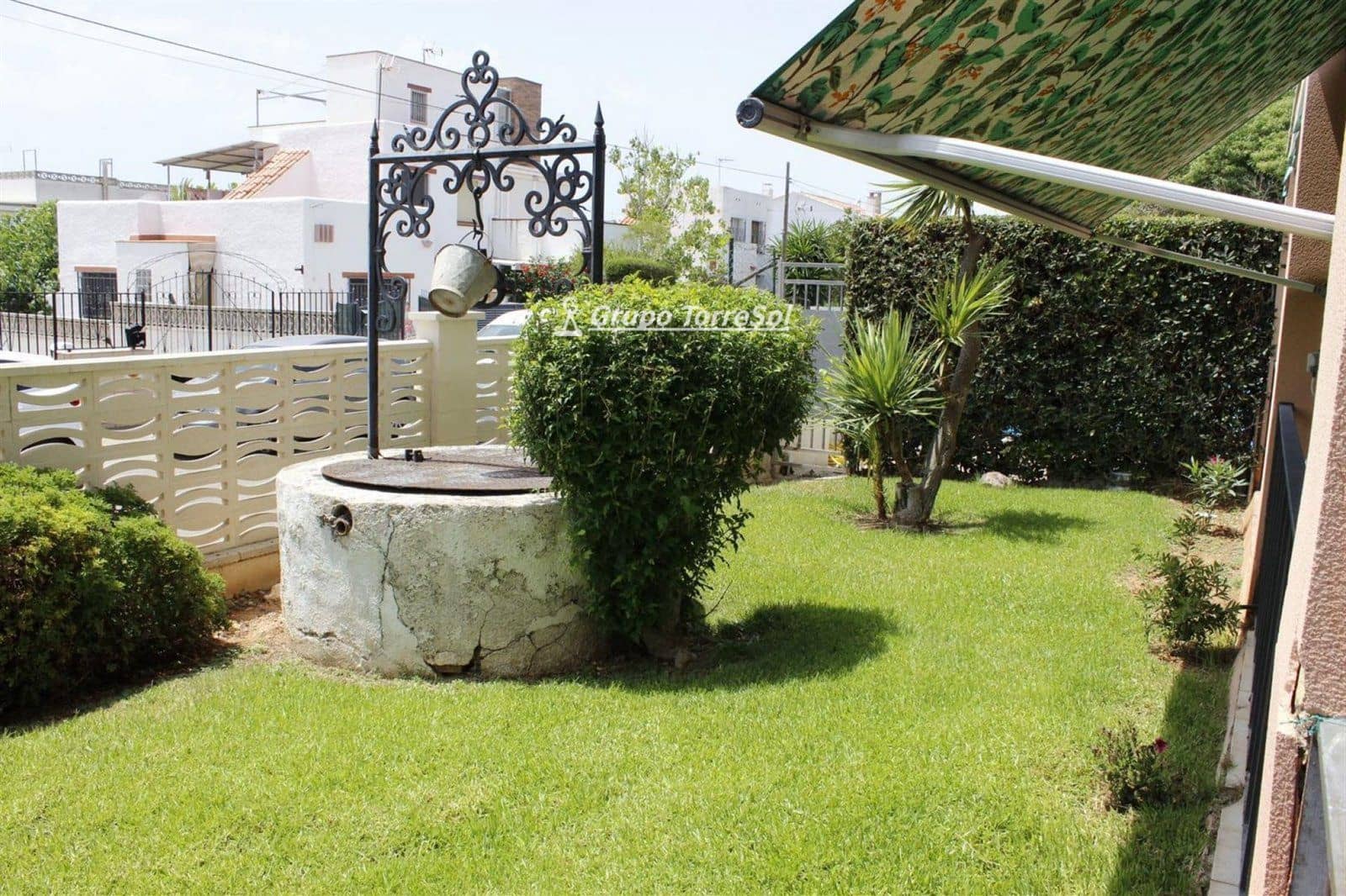 Piso de 2 habitaciones en Torredembarra en venta con piscina - 149.000 € (Ref: 9997760)