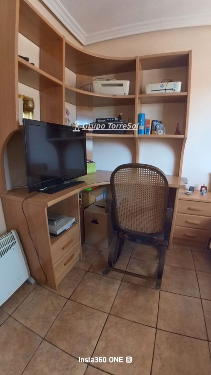 Chalet de 4 habitaciones en Piera en venta con piscina garaje - 360.000 € (Ref: 9999146)