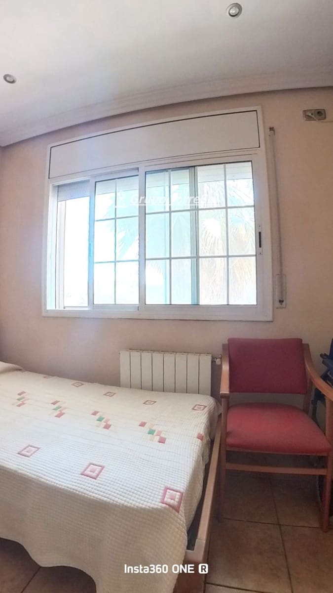Chalet de 4 habitaciones en Piera en venta con piscina garaje - 360.000 € (Ref: 9999146)