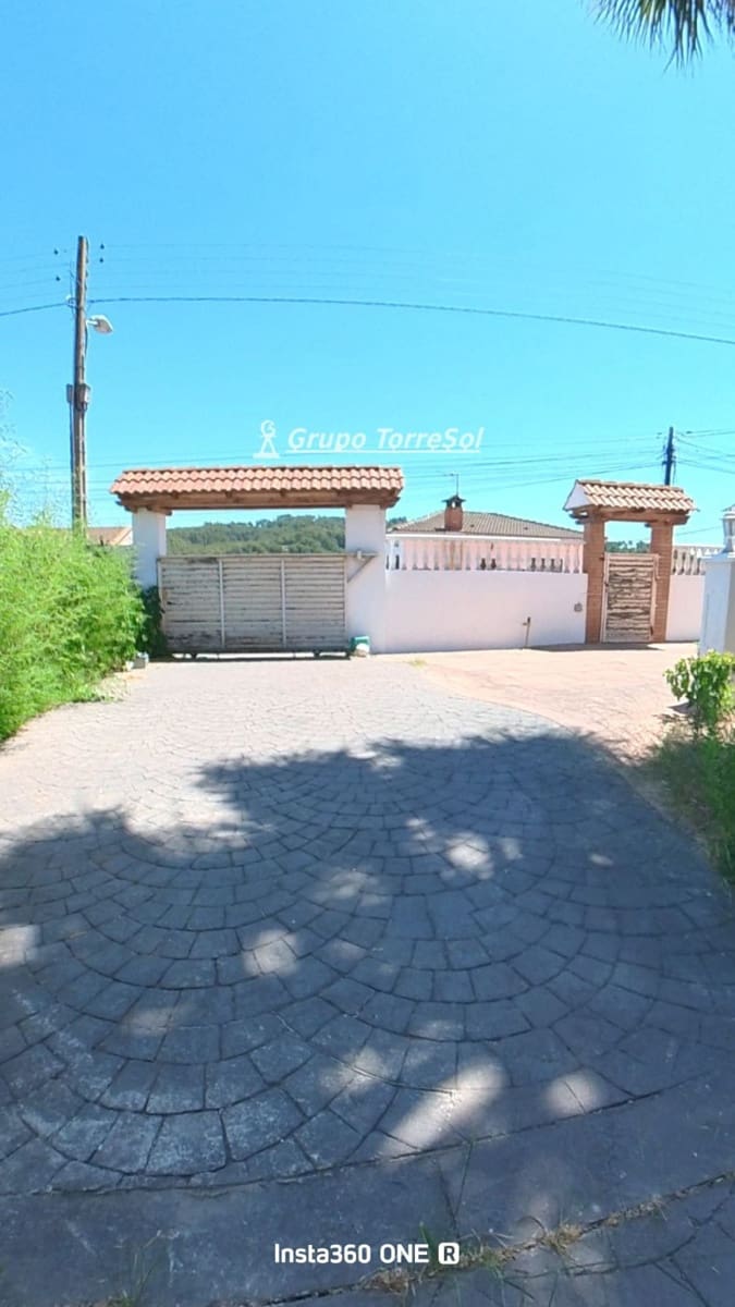 Chalet de 4 habitaciones en Piera en venta con piscina garaje - 360.000 € (Ref: 9999146)
