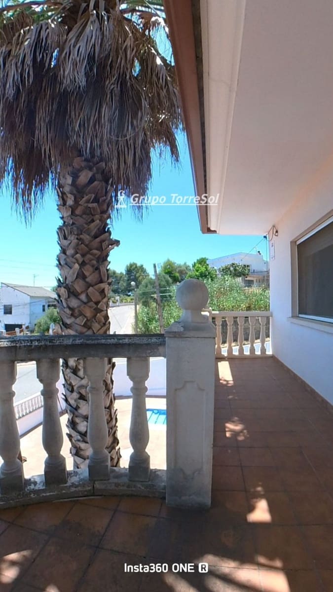 Chalet de 4 habitaciones en Piera en venta con piscina garaje - 360.000 € (Ref: 9999146)