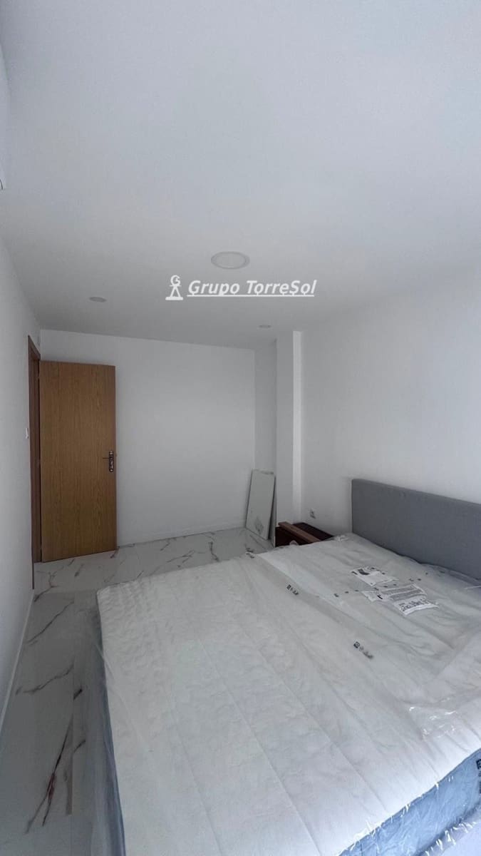 Piso de 3 habitaciones en Santa Pola en venta - 155.900 € (Ref: 9999456)