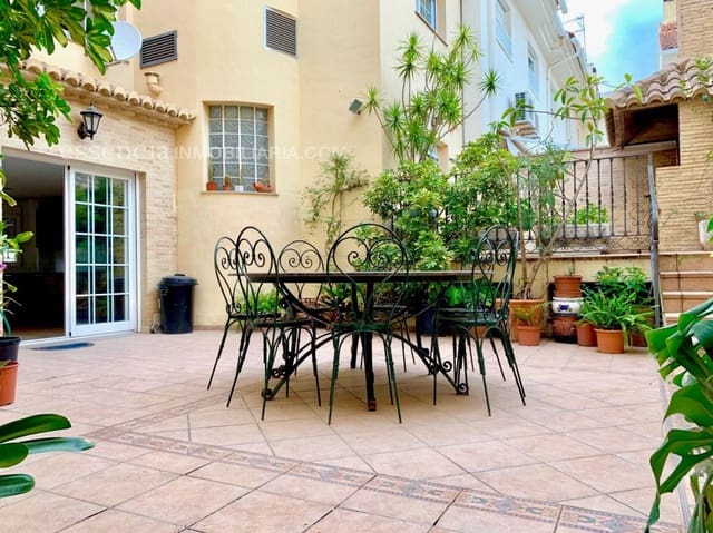 5 soveværelse Villa til salg i Gandia med garage - € 700.000 (Ref: 4720567)