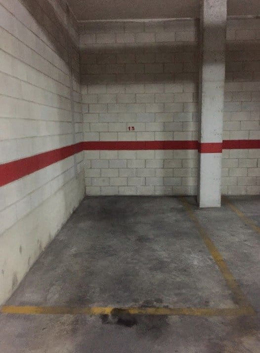 Garage à vendre à La Font d'En Carros - 5 500 € (Ref: 6423546)