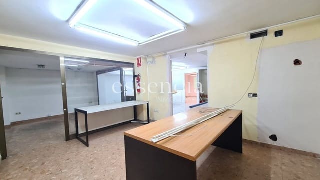 Commercial for sale in Gandia - € 100,000 (Ref: 6893379)