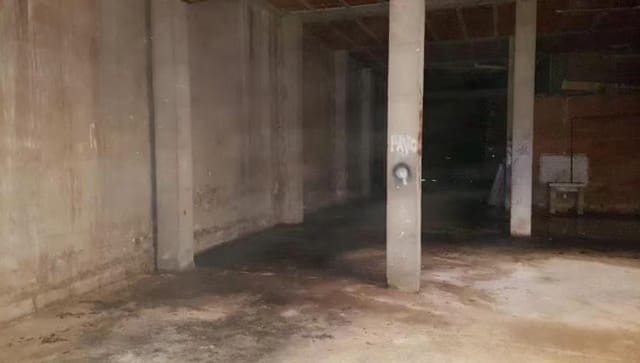 Erhverv til salg i Gandia - € 108.000 (Ref: 7017767)